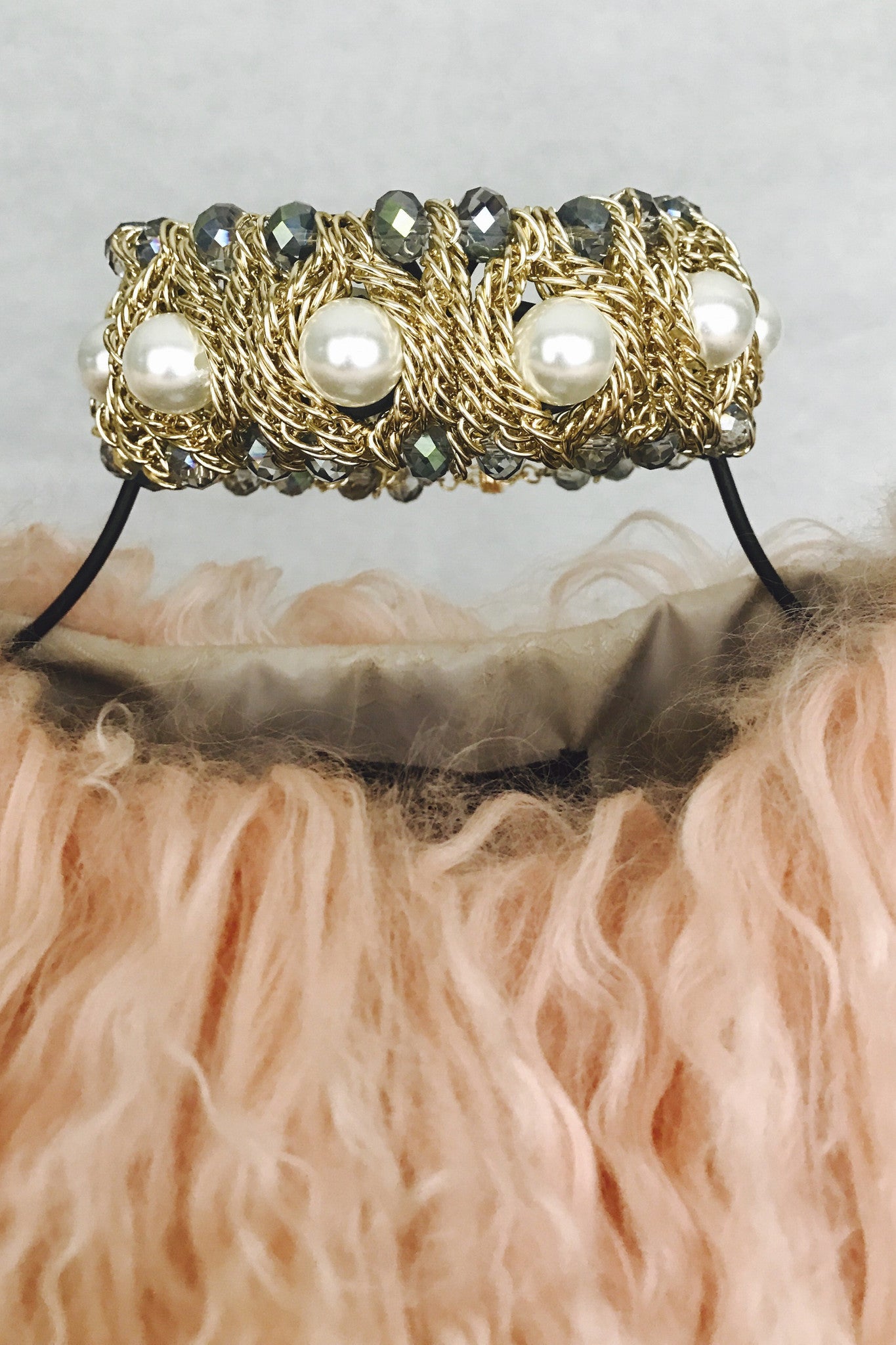Aurora Borealis Crystal and Glass Pearl Stretch Choker Necklace